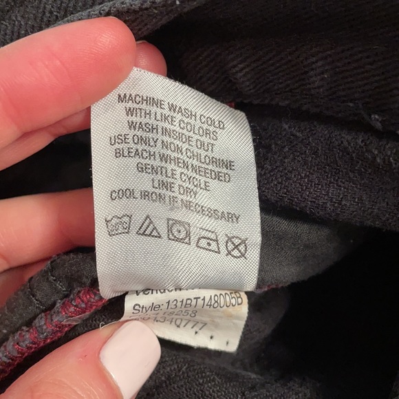 Bullhead Jeans - Picture 13 of 14